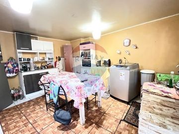 Propiedad comercial Hostal. Metro República