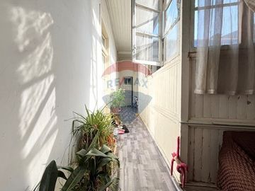 Propiedad comercial Hostal. Metro República