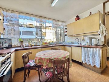 Providencia, 175 MT cuadrados para remodelar.