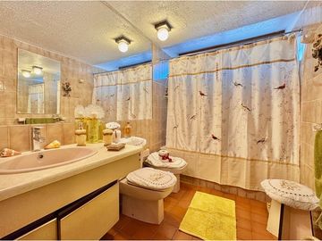 Providencia, 175 MT cuadrados para remodelar.