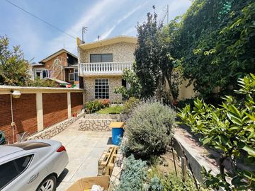 Vendo casa sola, en San Luis Tlaxialtemalco, Xochimilco, Ciudad de México.