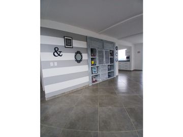 VENTA CASA CAMPESTRE LAGO CALIMA 4HB 3BÑ 1000M2 DARIEN