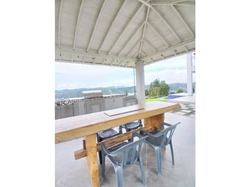 VENTA CASA CAMPESTRE LAGO CALIMA 4HB 3BÑ 1000M2 DARIEN