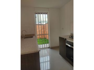 VENTA CASA CIUDAD COUNTRY TUCAN 3HB 3BÑ 1PP 132M2 JAMUNDI
