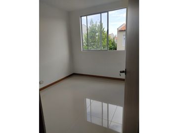 VENTA CASA CIUDAD COUNTRY TUCAN 3HB 3BÑ 1PP 132M2 JAMUNDI