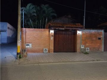 VENTA CASA CAMPESTRE ROZO 3HB 2BÑ 2PP PALMIRA