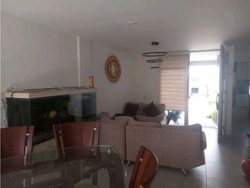 CASA CIUDAD COUNTRY KINKINA 3HB 2BÑ 1EST 1PQC 103M2 JAMUND