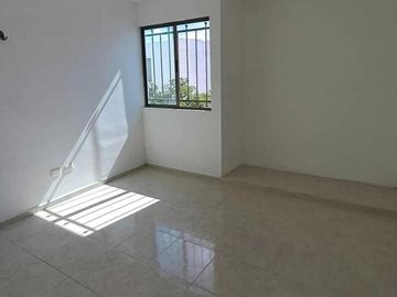 Oportunidad / Casa en Venta en Fracc. las Américas 2 / 3hab / 2 baños/ balcon