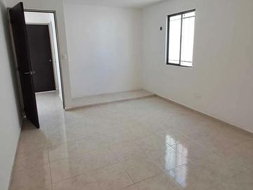 Oportunidad / Casa en Venta en Fracc. las Américas 2 / 3hab / 2 baños/ balcon