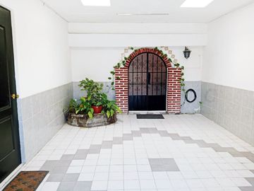 Casa en Venta en 3 Sur, Loma Bella