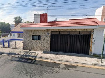 Casa en Venta en 3 Sur, Loma Bella