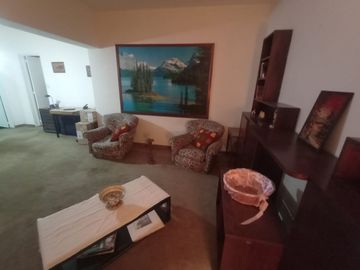Venta Casa 3 ambientes cochera y patio Ramos Mejia
