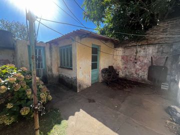 Venta casa lote propio de 520m2 a reciclar Sarandí