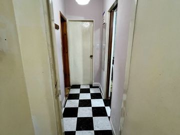 Casa + 2 departamentos en José Marmol