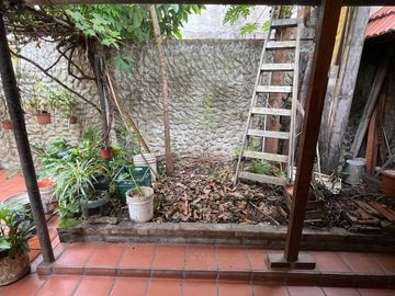 Casa + 2 departamentos en José Marmol
