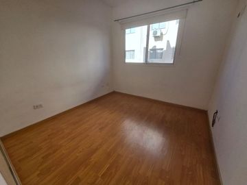 VENTA DEPARTAMENTO DOS AMBIENTES RAMOS MEJIA