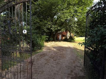 CASA QUINTA A VALOR TERRENO APTO CREDITO EN GARÍN