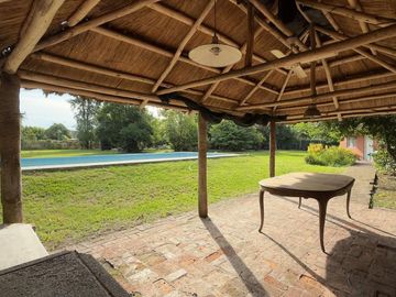 CASA QUINTA A VALOR TERRENO APTO CREDITO EN GARÍN