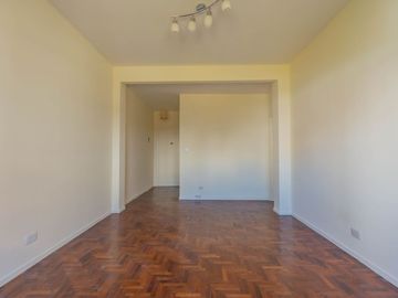 DEPTO EN VENTA 3 AMB CABALLITO C/ BALCÓN APTO CRÉD