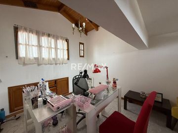Casa 3 dormis + local + galpon en venta Neuquen