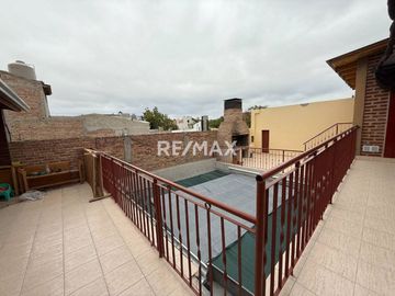 Casa 3 dormis + local + galpon en venta Neuquen