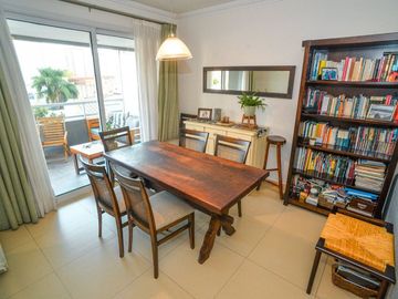 VENTA SEMIPISO DE 2 DORMI y COCHERA CONSTITUYENTES