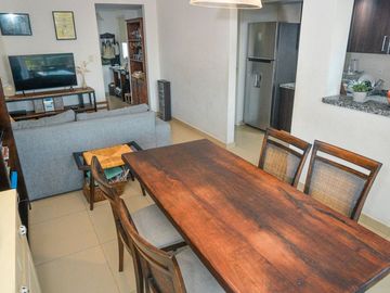 VENTA SEMIPISO DE 2 DORMI y COCHERA CONSTITUYENTES
