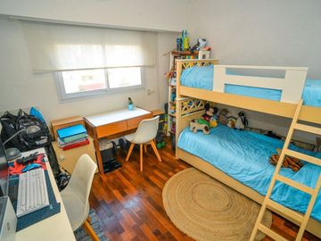 VENTA SEMIPISO DE 2 DORMI y COCHERA CONSTITUYENTES