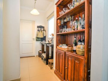 VENTA SEMIPISO DE 2 DORMI y COCHERA CONSTITUYENTES