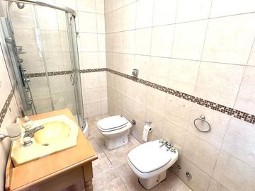 CASA EN VENTA 3 AMBIENTES GLEW PILETA APTO CREDITO