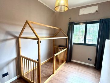 CASA EN VENTA 3 AMBIENTES GLEW PILETA APTO CREDITO