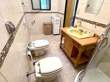 CASA EN VENTA 3 AMBIENTES GLEW PILETA APTO CREDITO