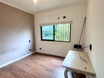 CASA EN VENTA 3 AMBIENTES GLEW PILETA APTO CREDITO