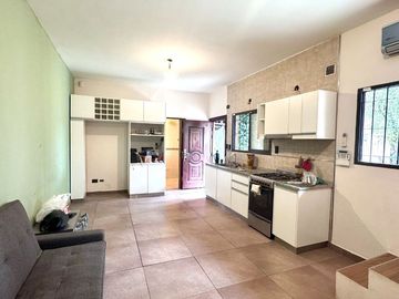 CASA EN VENTA 3 AMBIENTES GLEW PILETA APTO CREDITO