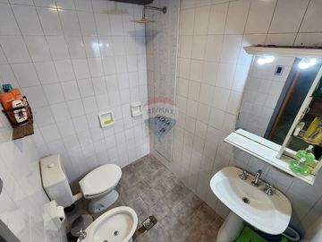 VENTA CASA 3 AMB C/ PATIO EN BERNAL - APTO CREDITO