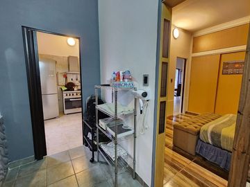 VENTA CASA 3 AMB C/ PATIO EN BERNAL - APTO CREDITO