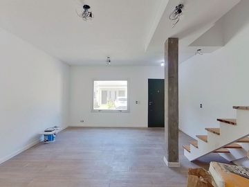 Casa Duplex venta a estrenar en condominio cerrado