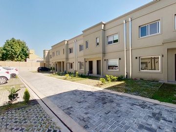 Casa Duplex venta a estrenar en condominio cerrado