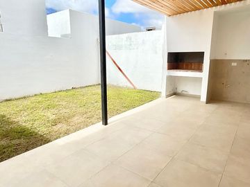 SE VENDE DUPLEX 2 DORMITORIOS SAN IGNACIO VILLAGE