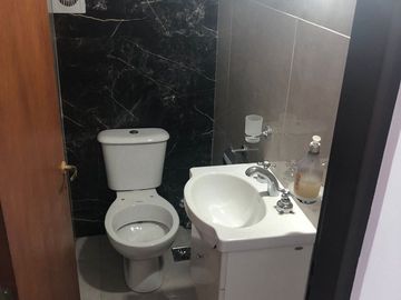 VENTA TRIPLEX 4 AMBIENTES ITUZAINGO