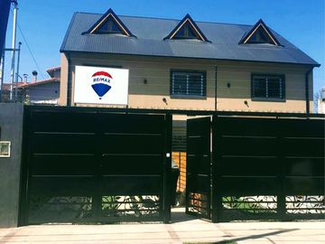 VENTA TRIPLEX 4 AMBIENTES ITUZAINGO