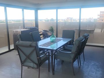 VENTA Departamento categoría en calle Emilio Civit