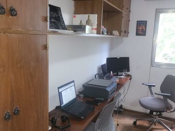 VENTA Departamento categoría en calle Emilio Civit