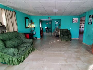 CASA EN VENTA EN SENILLOSA