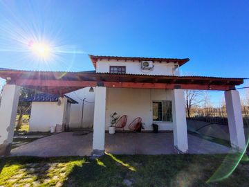 CASA EN VENTA EN SENILLOSA