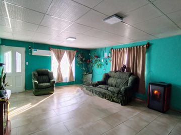 CASA EN VENTA EN SENILLOSA