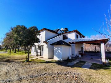 CASA EN VENTA EN SENILLOSA