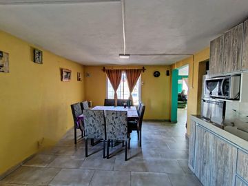 CASA EN VENTA EN SENILLOSA