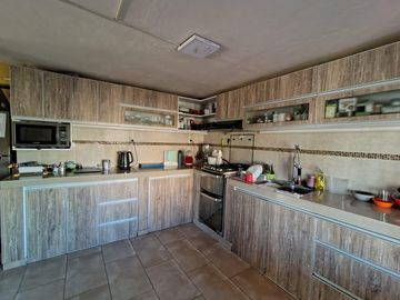 CASA EN VENTA EN SENILLOSA