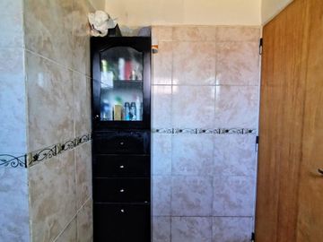 CASA EN VENTA EN SENILLOSA